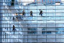 Insurance Checklist: Building Window Cleaning