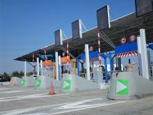 Toll Road PPPs: Identifying, Mitigating and Managing Traffic Risk, toll booth