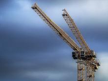 Liste de contrôle relative à la phase d'analyse comparative et exemple de formulation: Crane Construction Site Industry Architecture